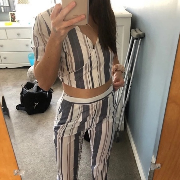 Vici Collection two piece set - Picture 3 of 3